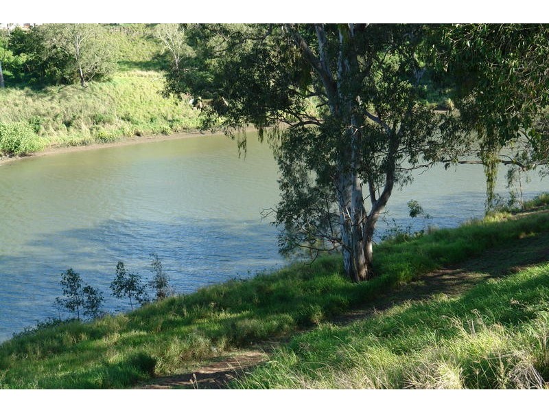 120 Landing Place, Moggill QLD 4070